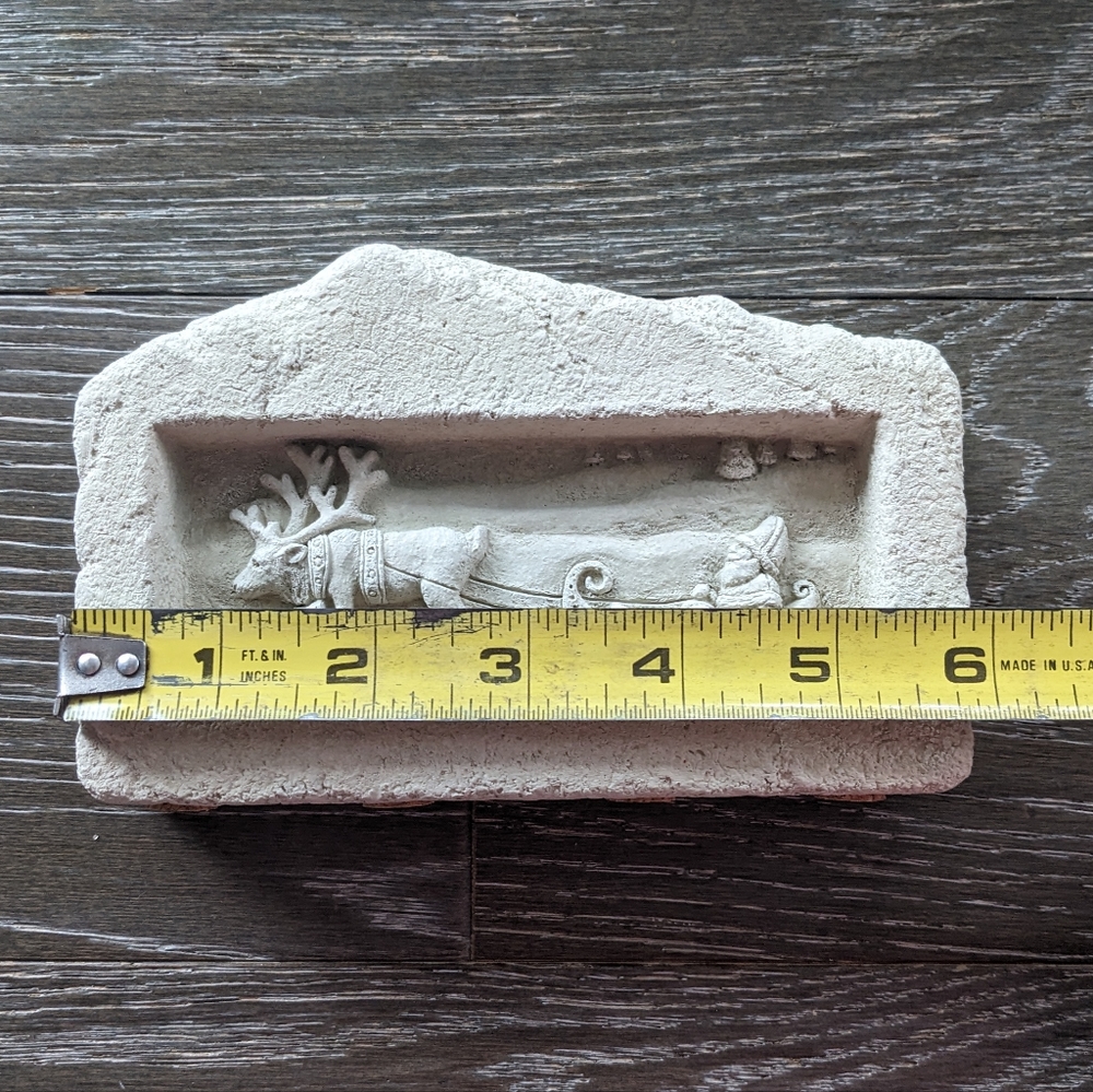 Carruth Studio Vintage Christmas Hand Cast Stone Relief of Santa & Reindeer - Picture 12 of 14